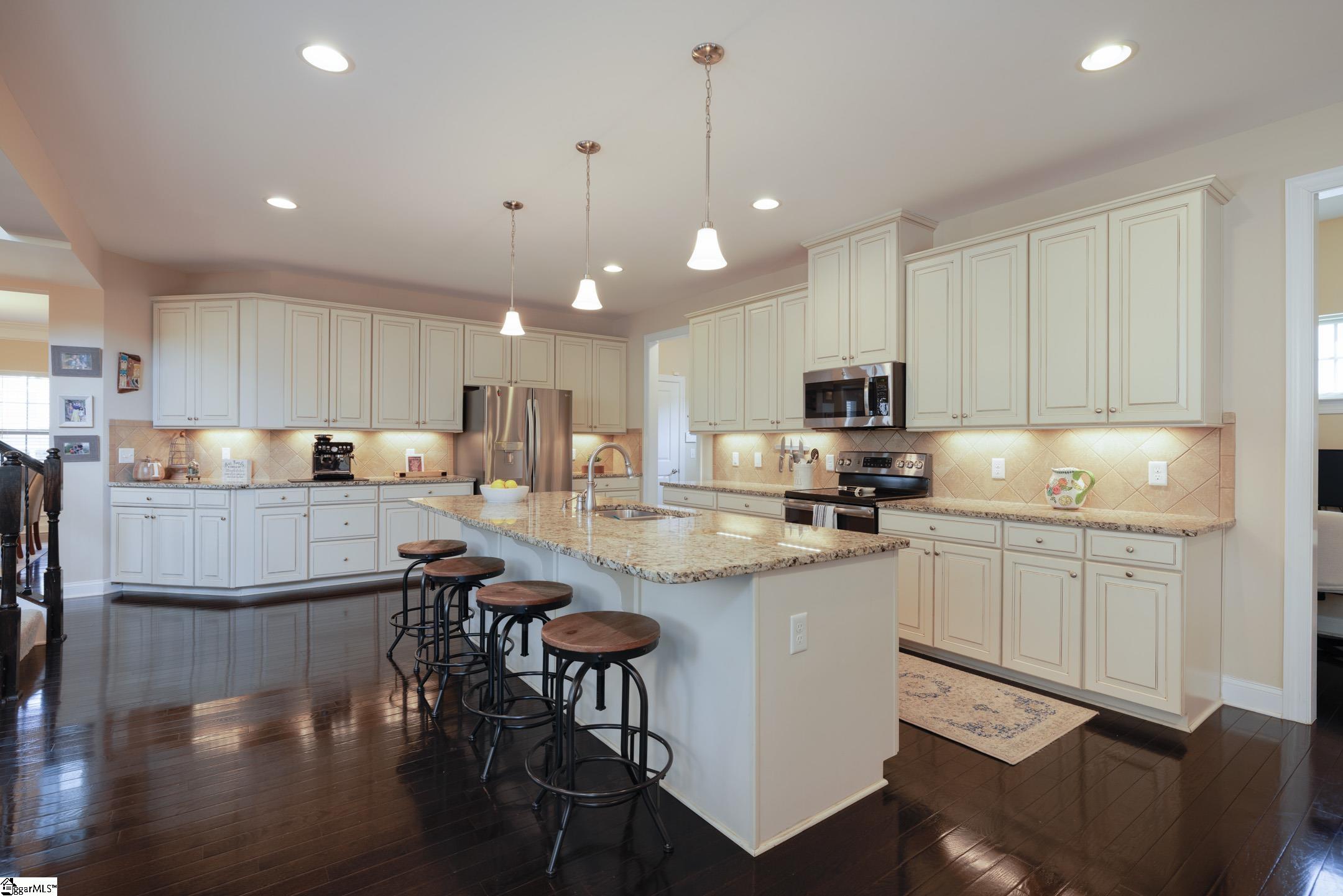 110 Pawleys Drive