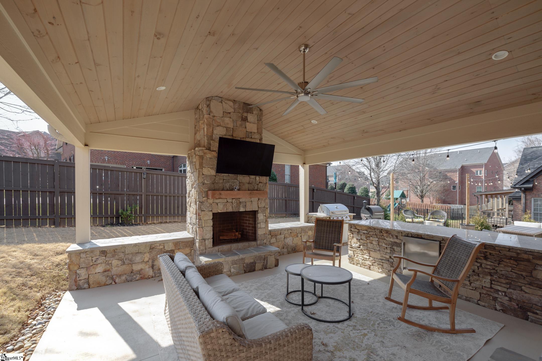 110 Pawleys Drive