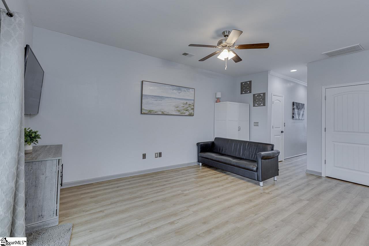 118 Highland Park Court