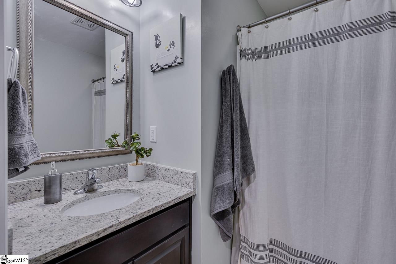 118 Highland Park Court