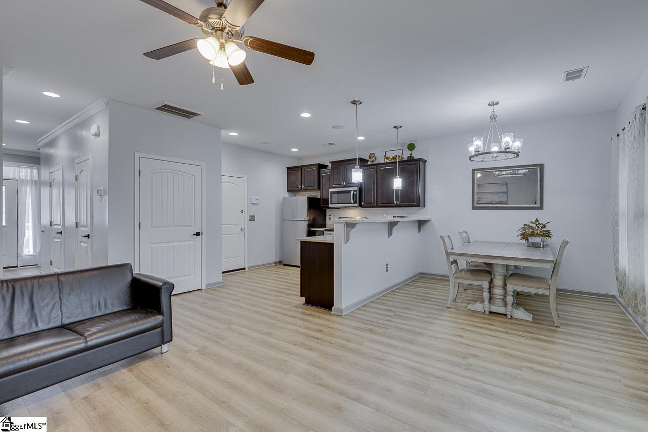 118 Highland Park Court
