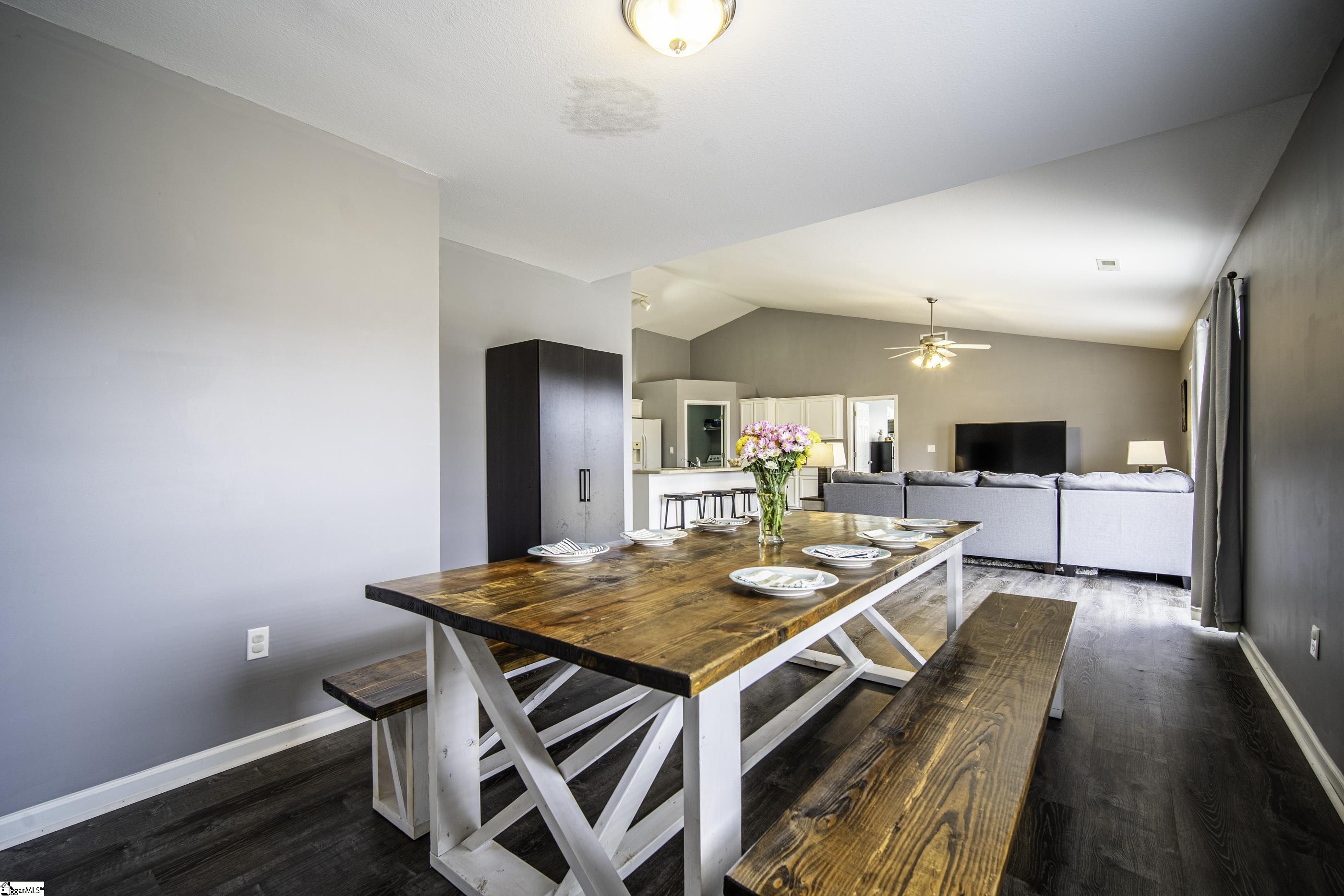 618 Fountainbrook Lane