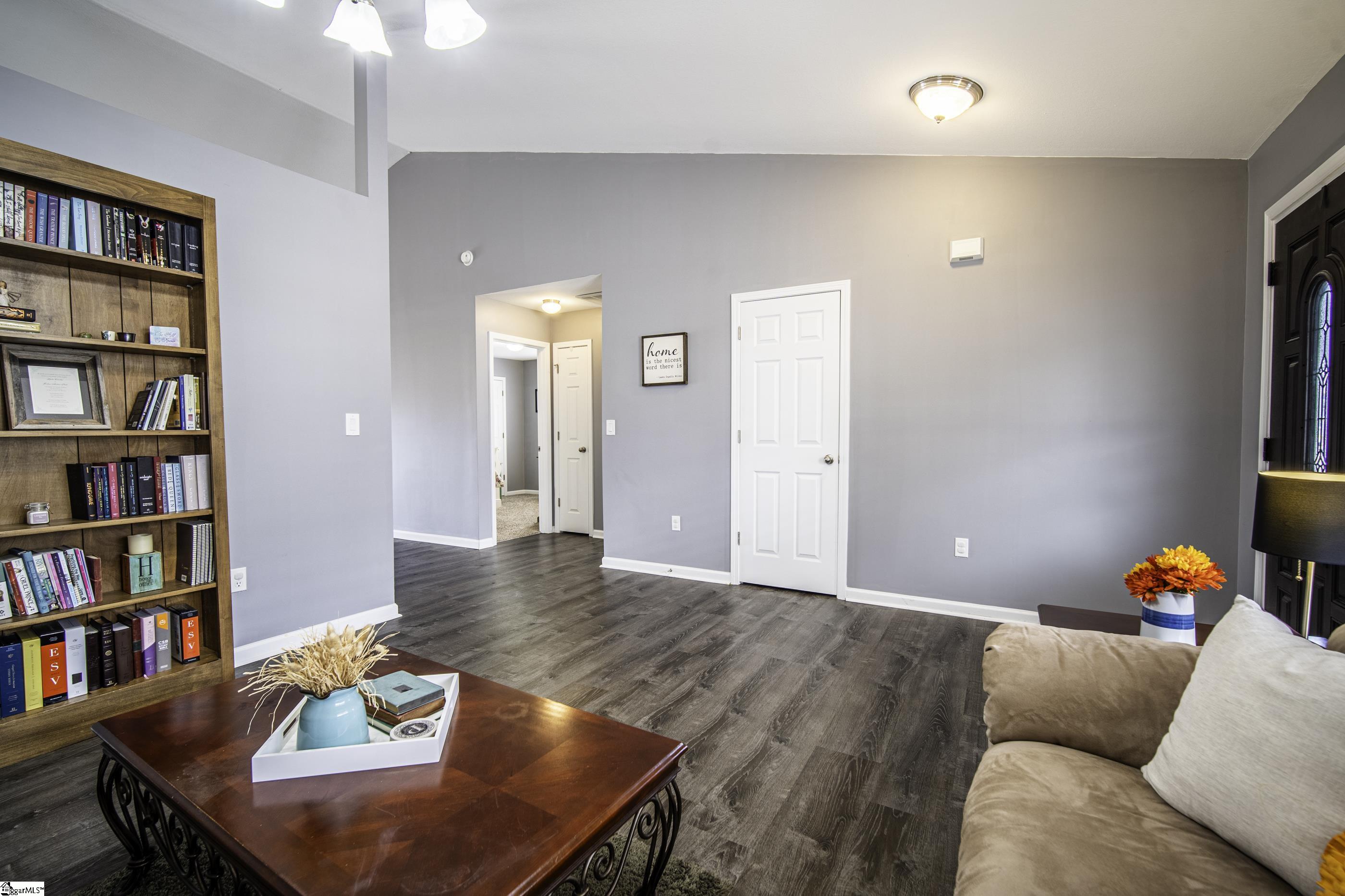 618 Fountainbrook Lane