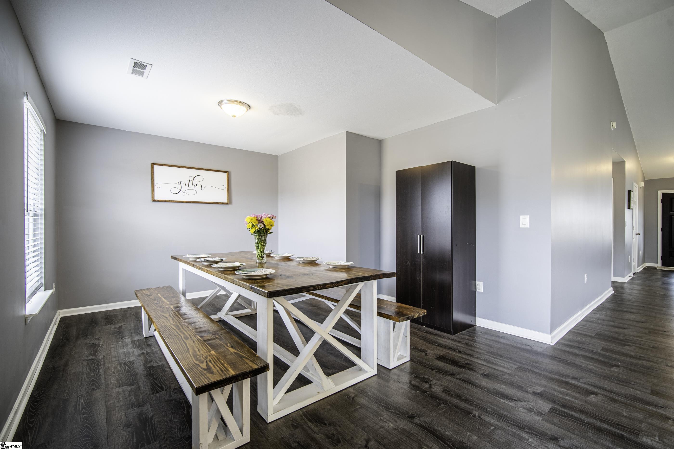 618 Fountainbrook Lane