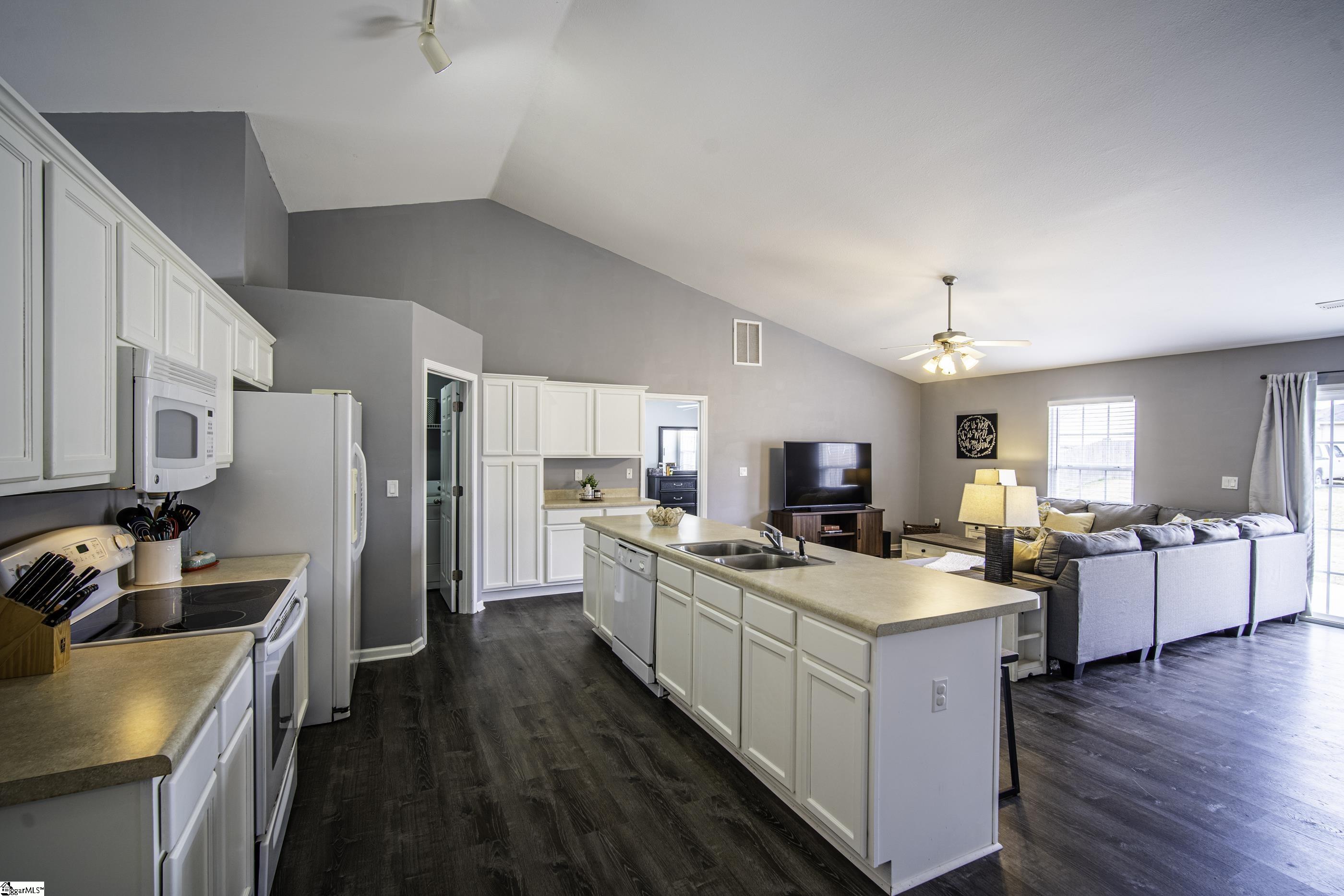 618 Fountainbrook Lane