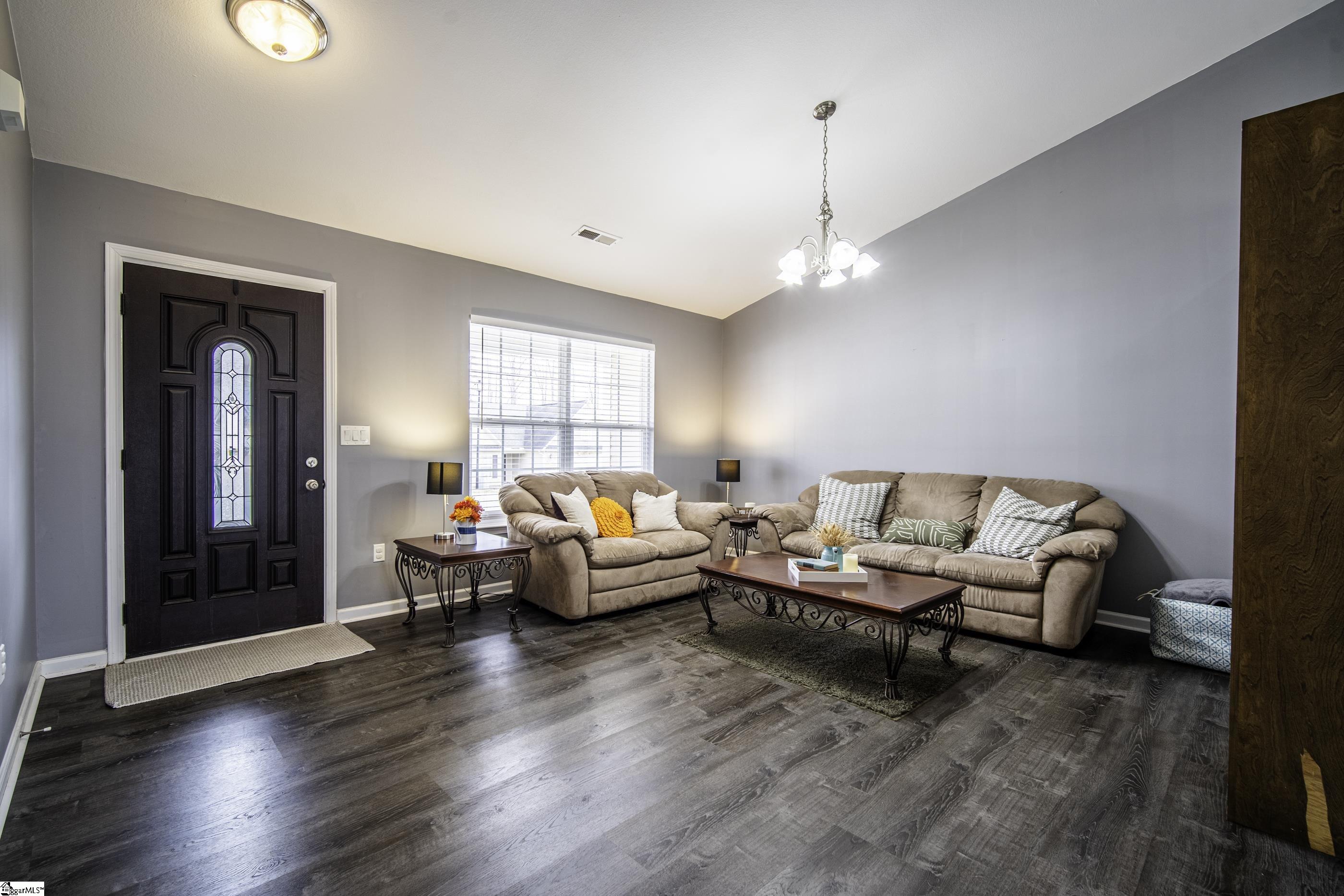 618 Fountainbrook Lane