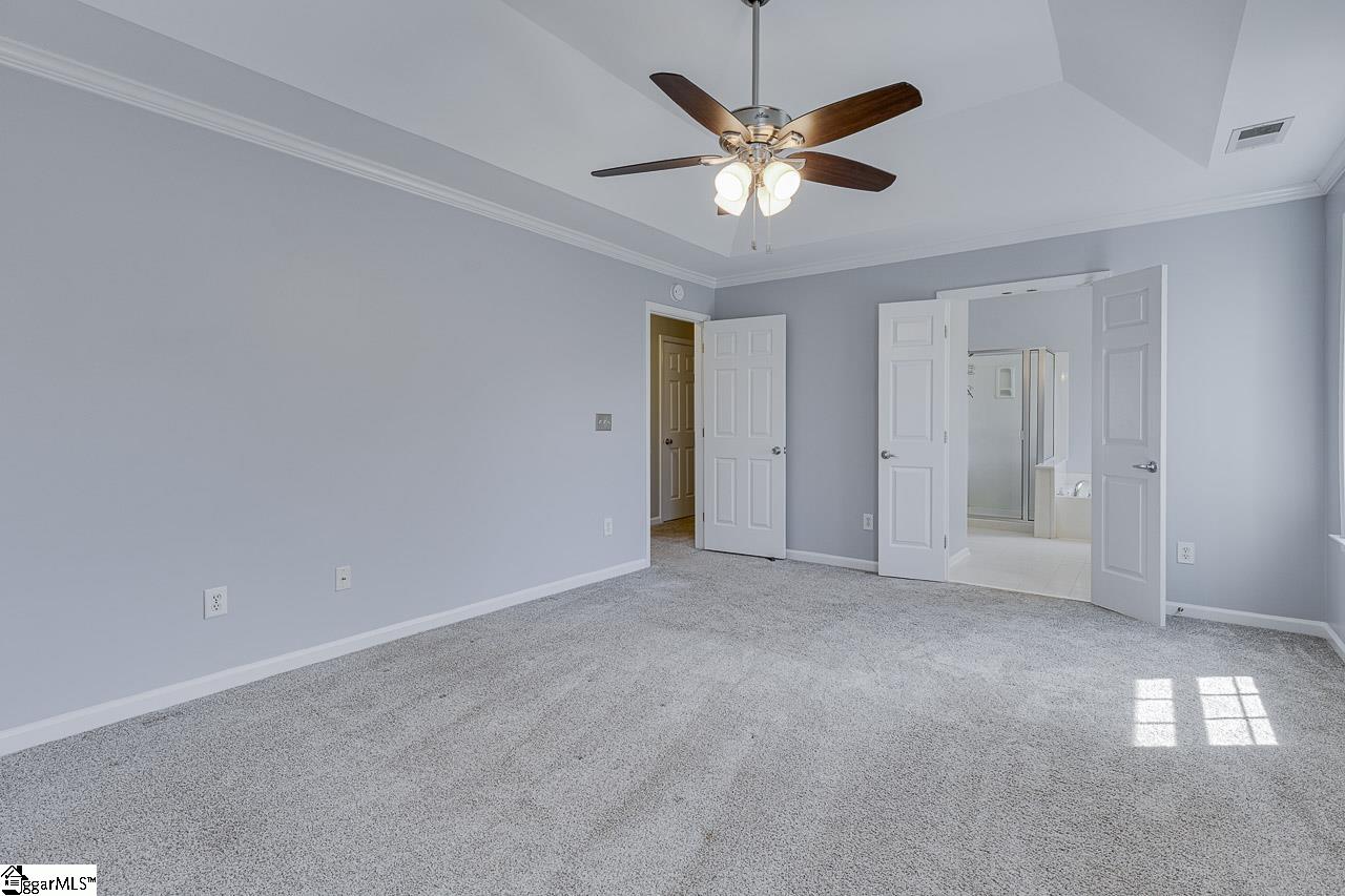 4 Shadowrock Court