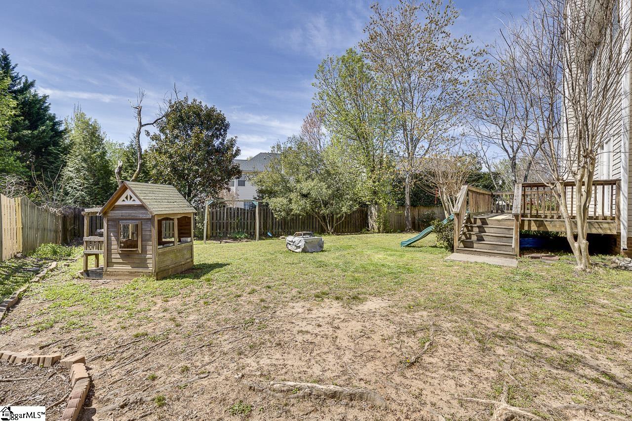 4 Shadowrock Court