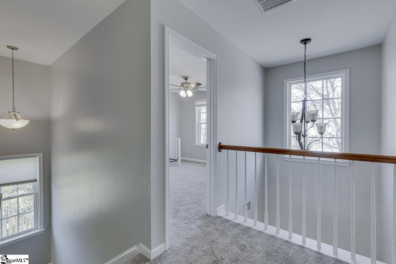 4 Shadowrock Court