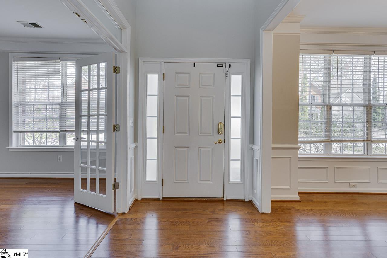 4 Shadowrock Court