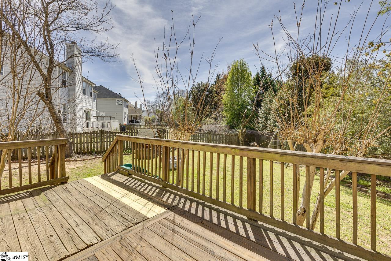 4 Shadowrock Court