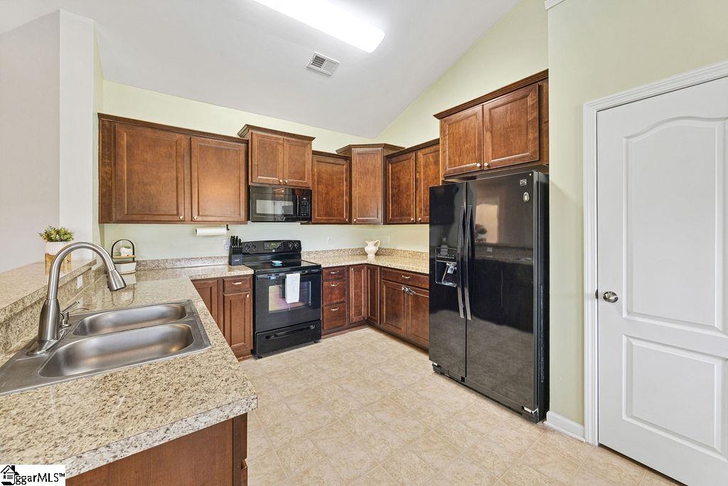 147 Caledonia Drive