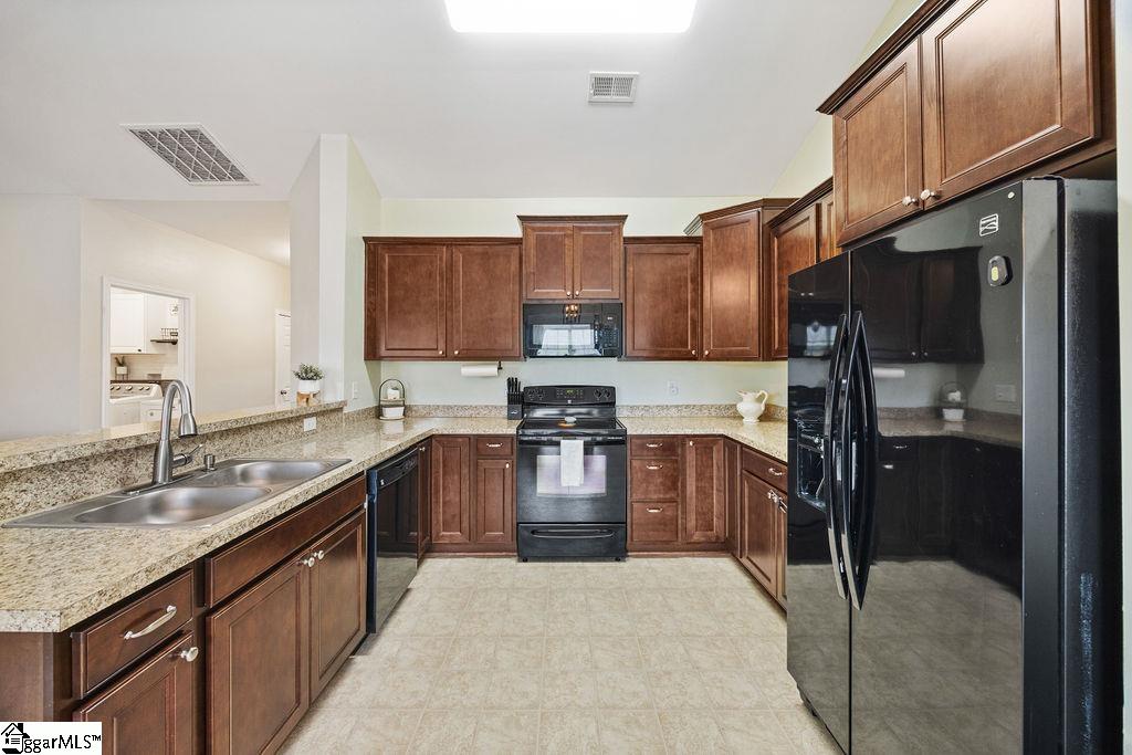 147 Caledonia Drive