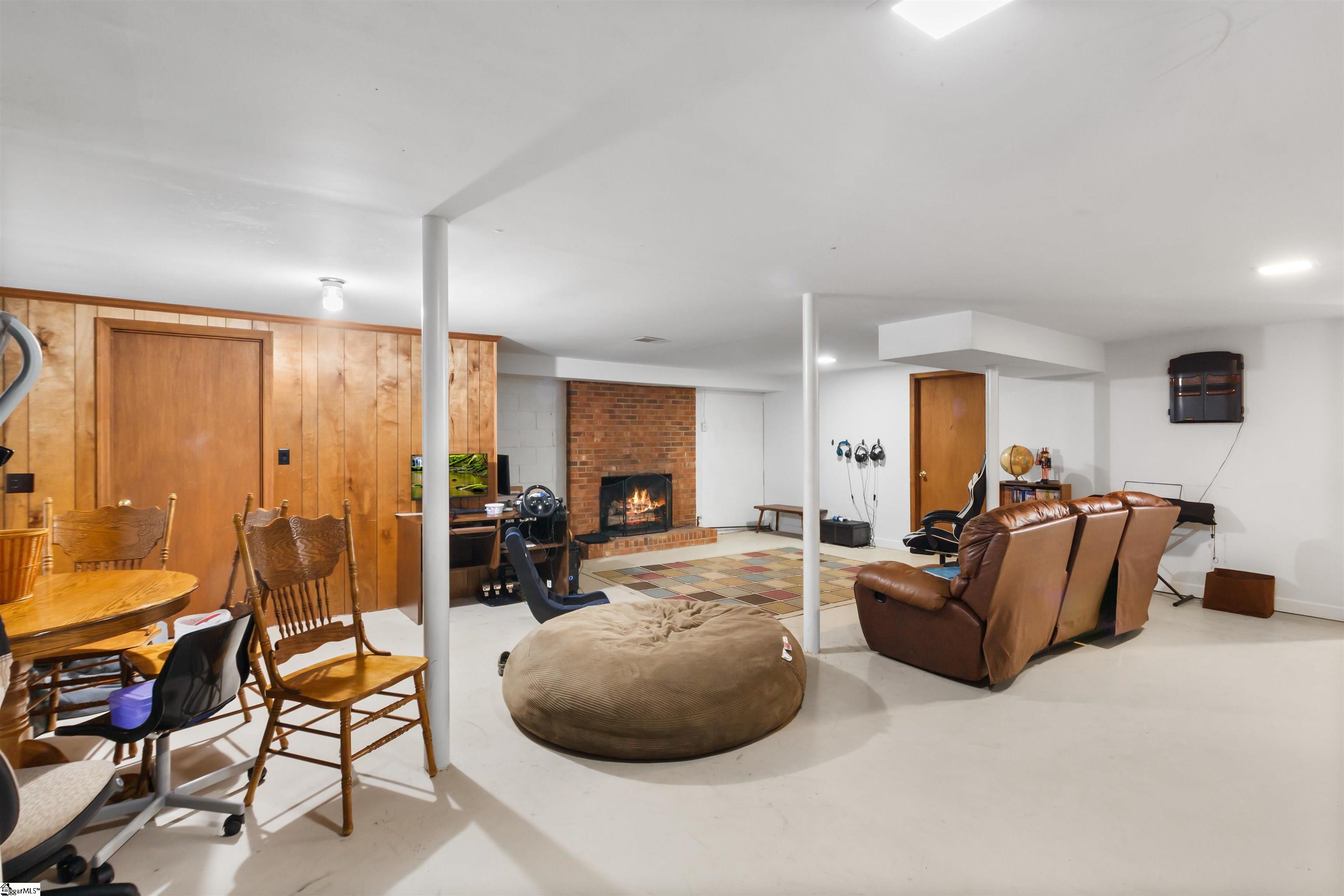 104 Autumn Hill Road