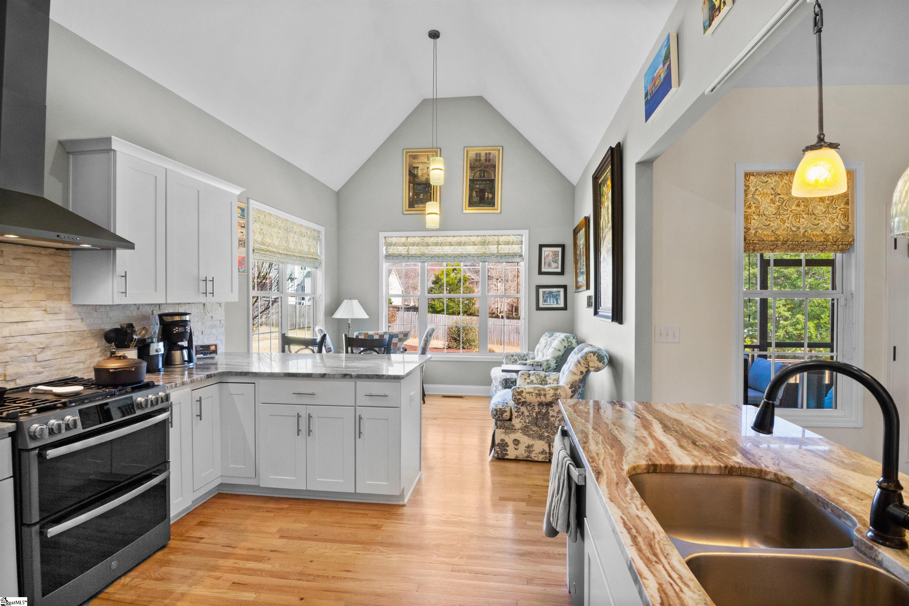 427 S Pendernale Drive