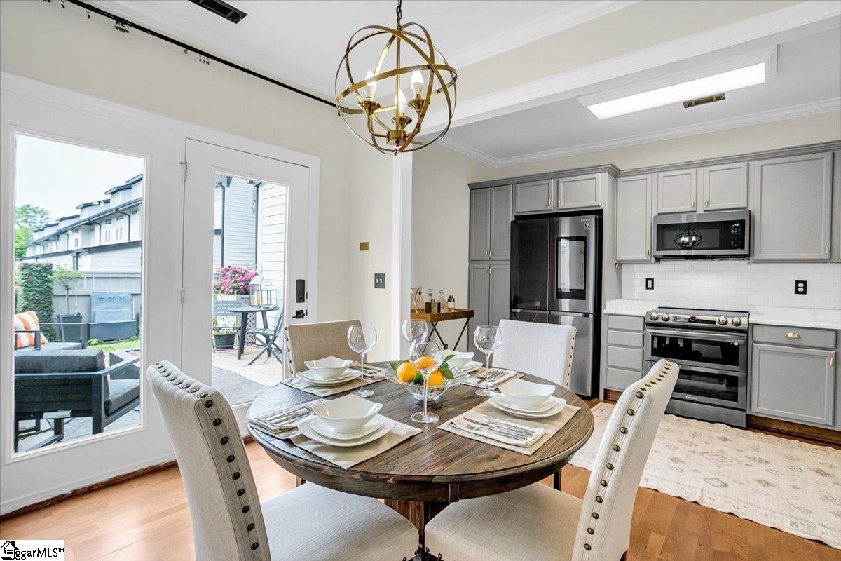 331 Arlington Avenue
