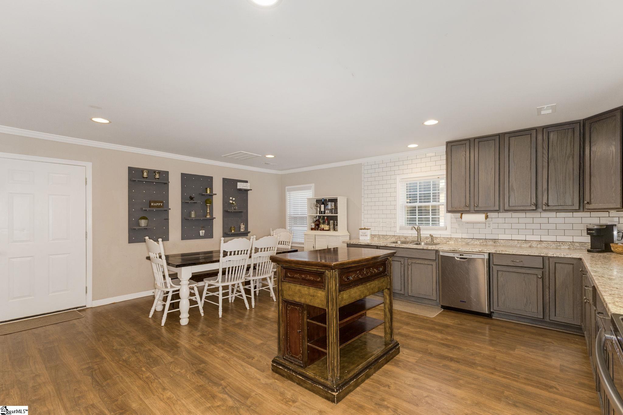 407 Aster Drive