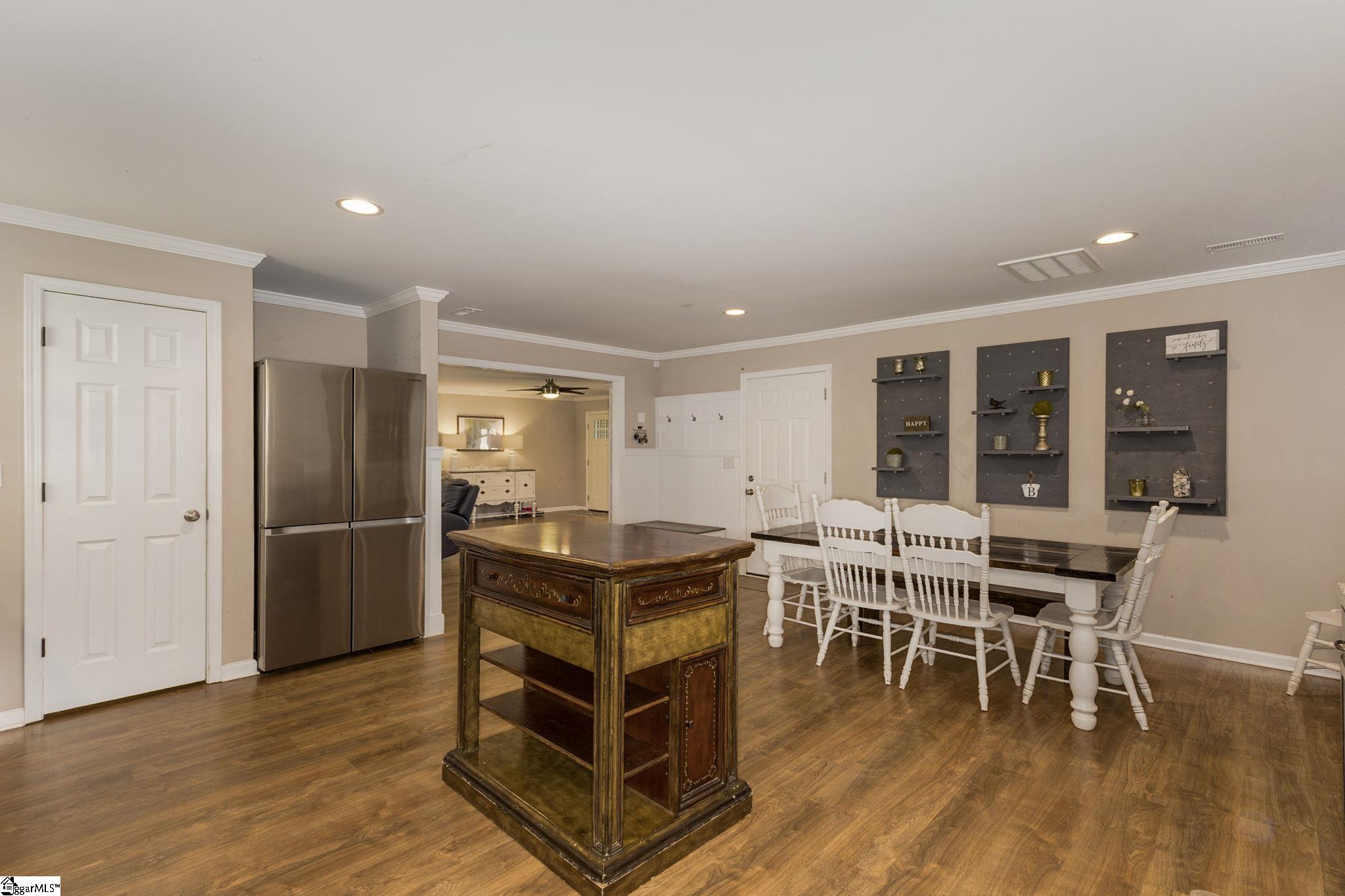 407 Aster Drive