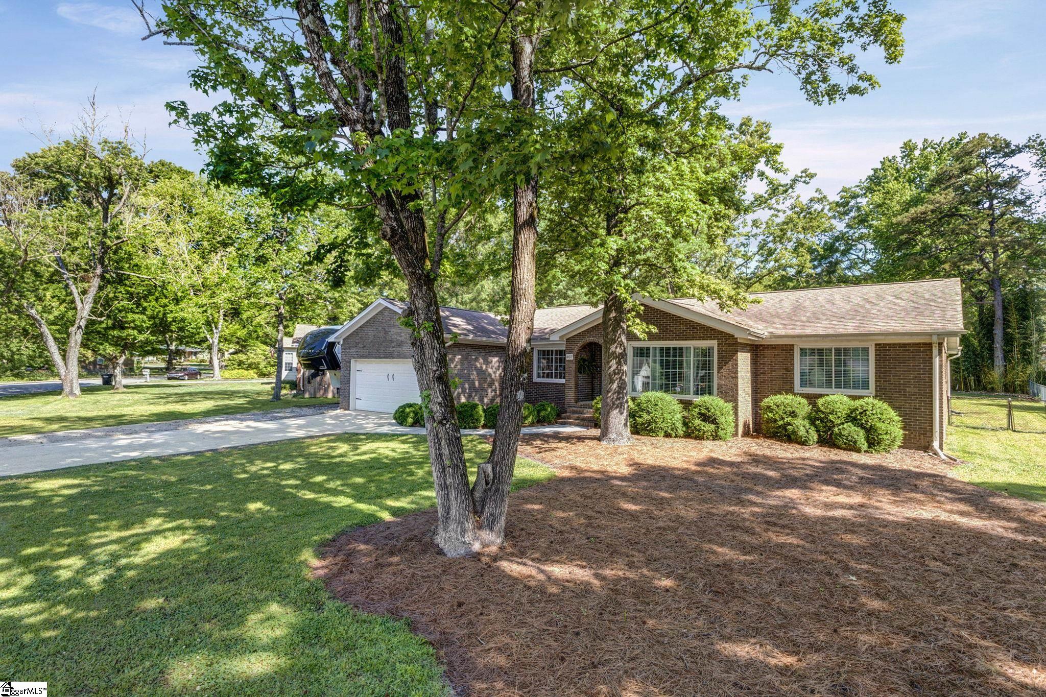 407 Aster Drive