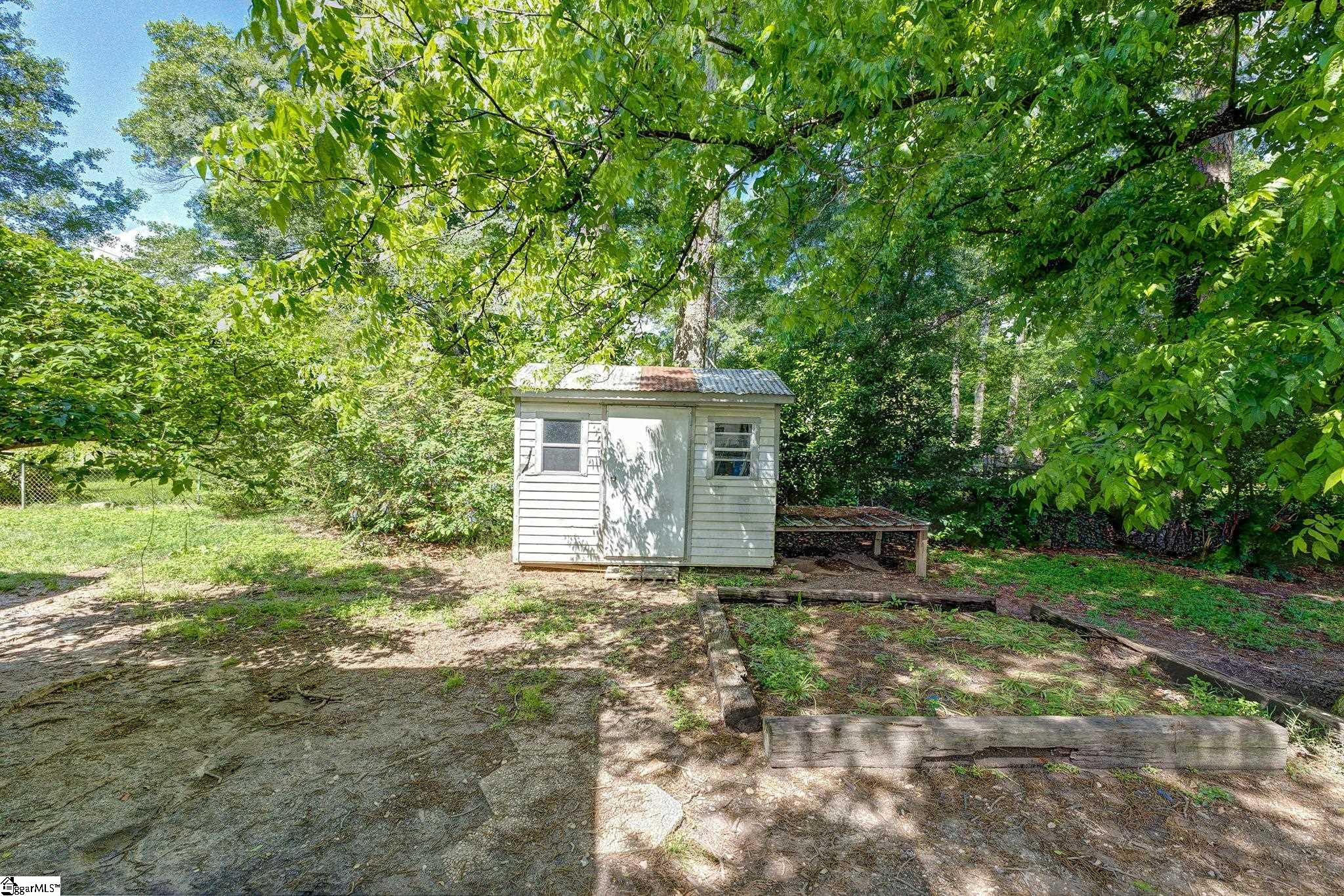 600 Gulliver Street