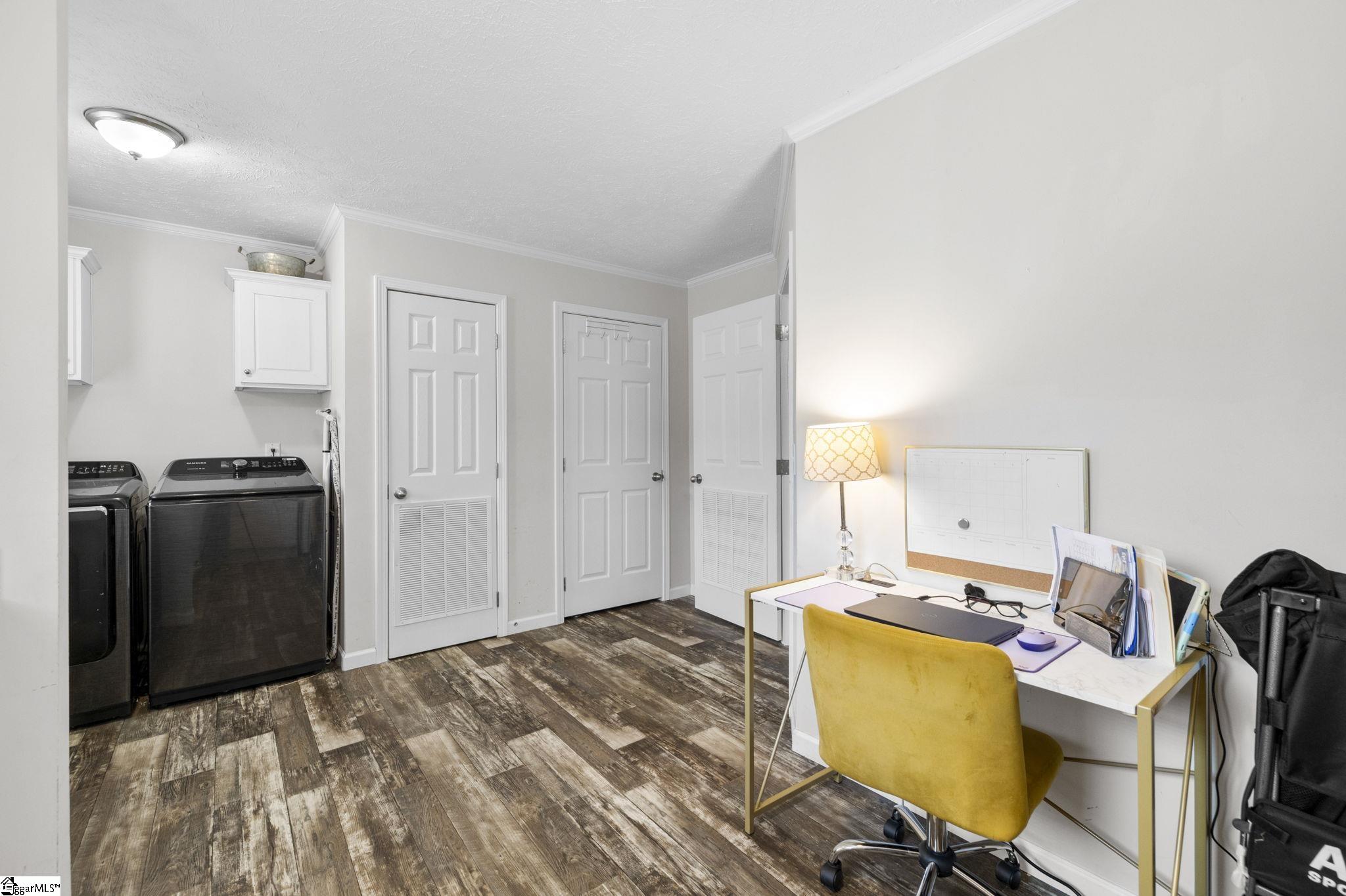 105 Penson Road