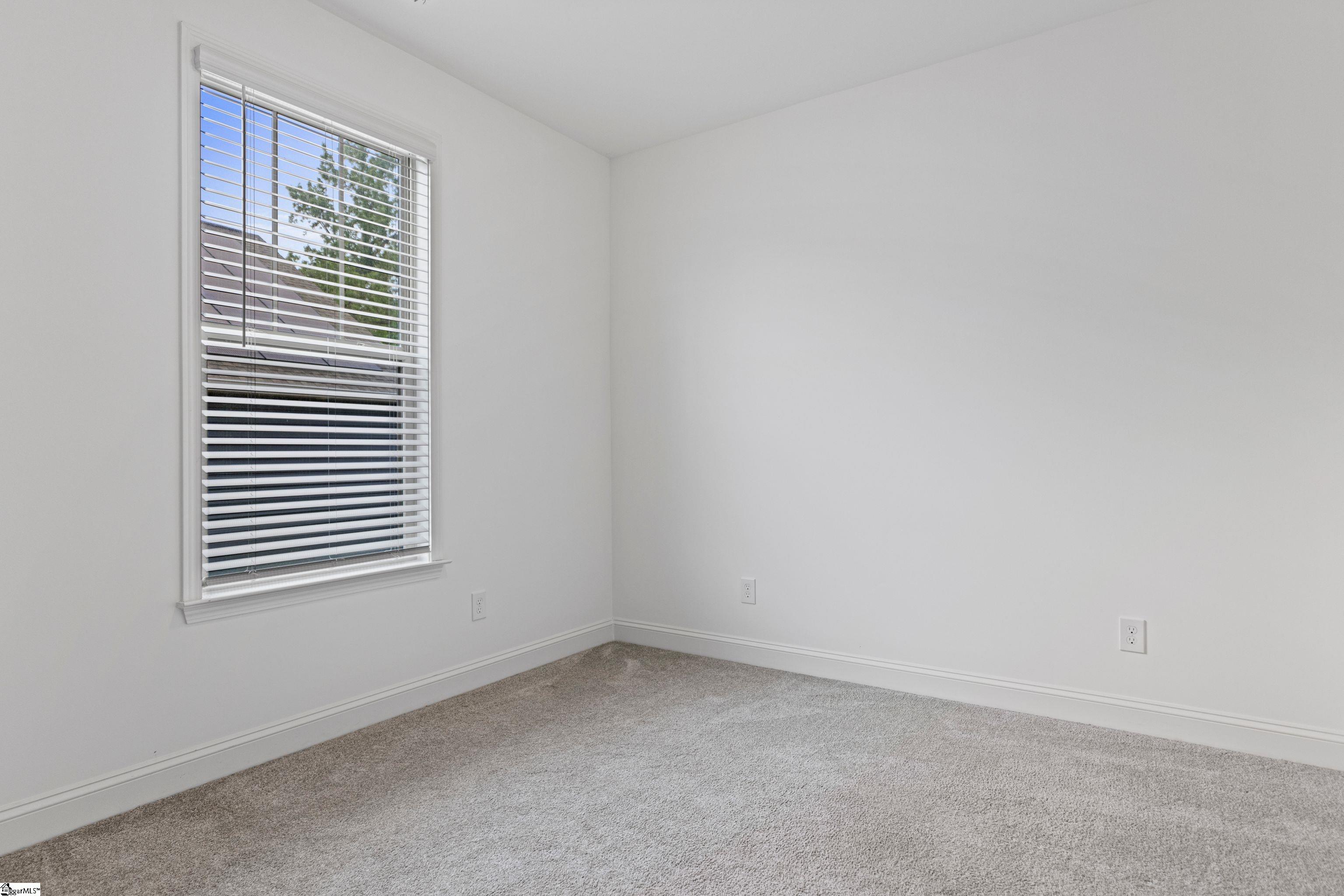 104 Forest Ride Way