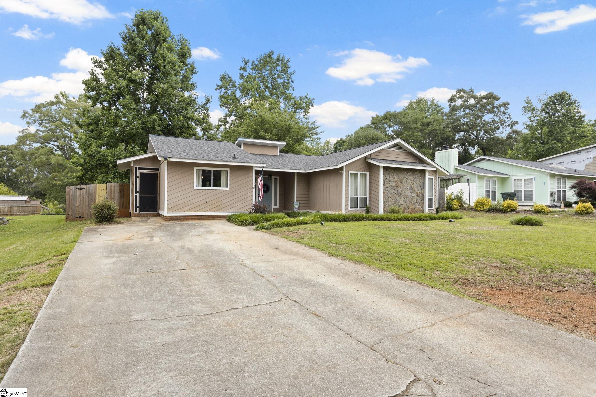 522 Reid School Road