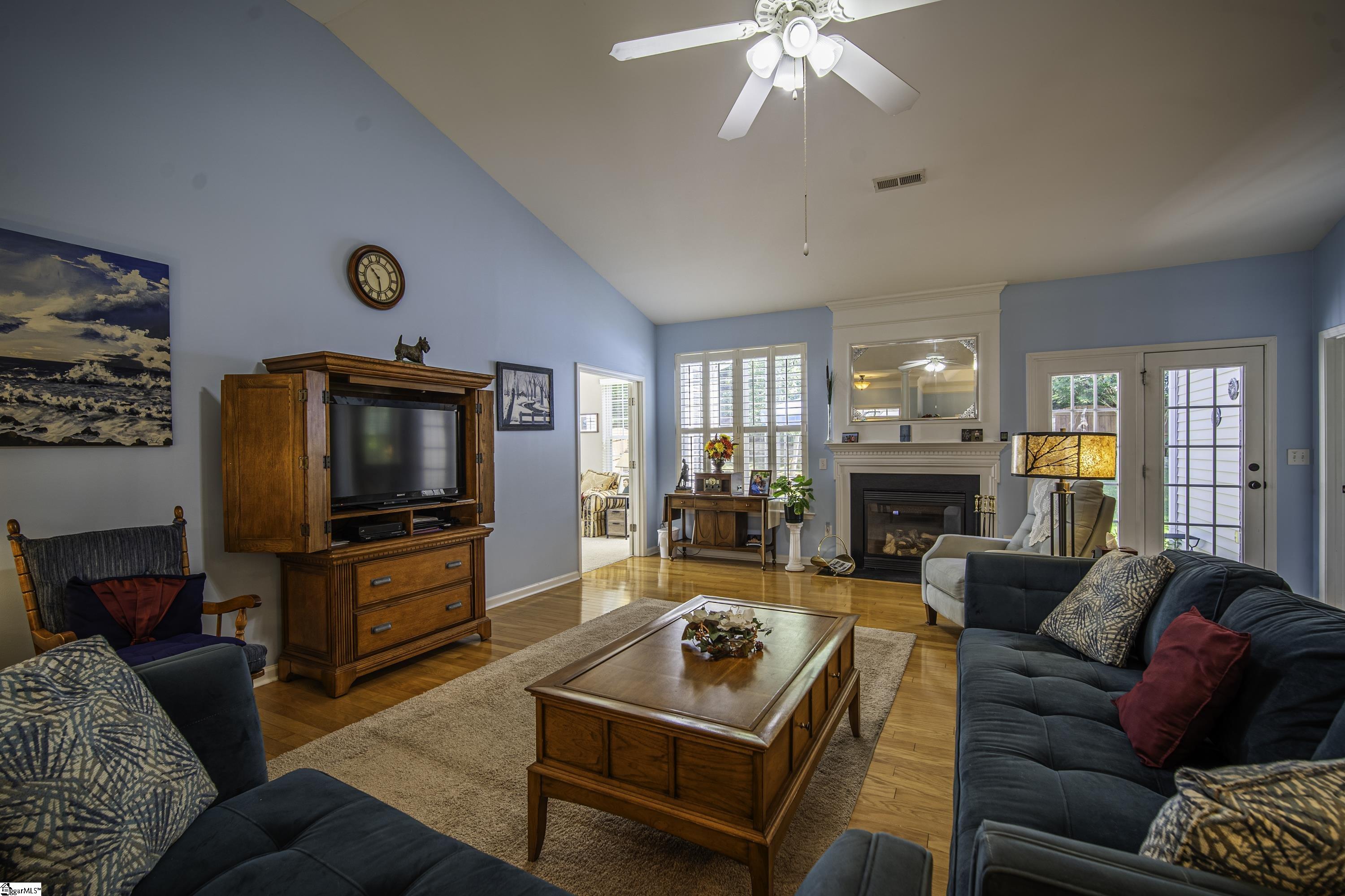 123 Landau Place