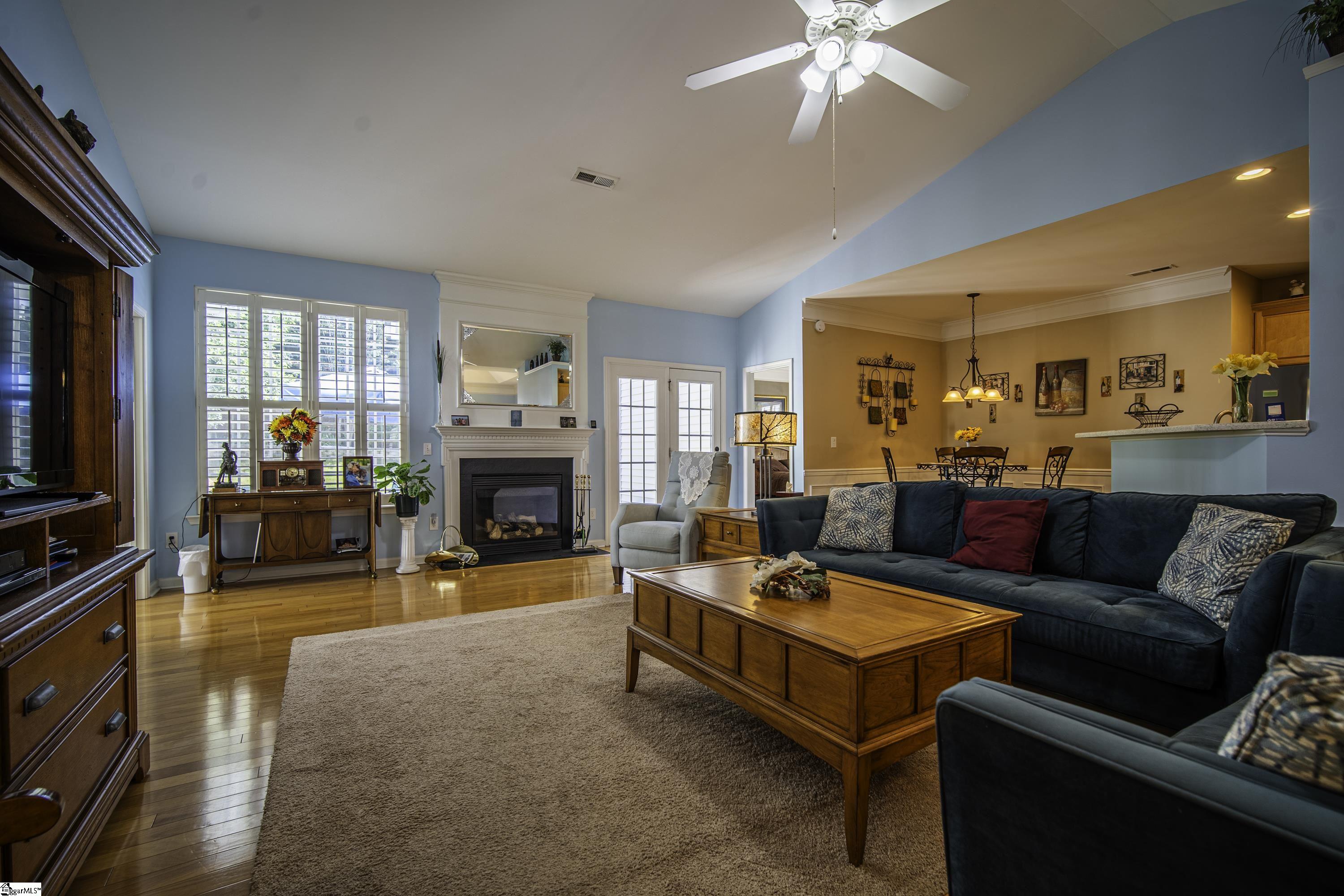 123 Landau Place