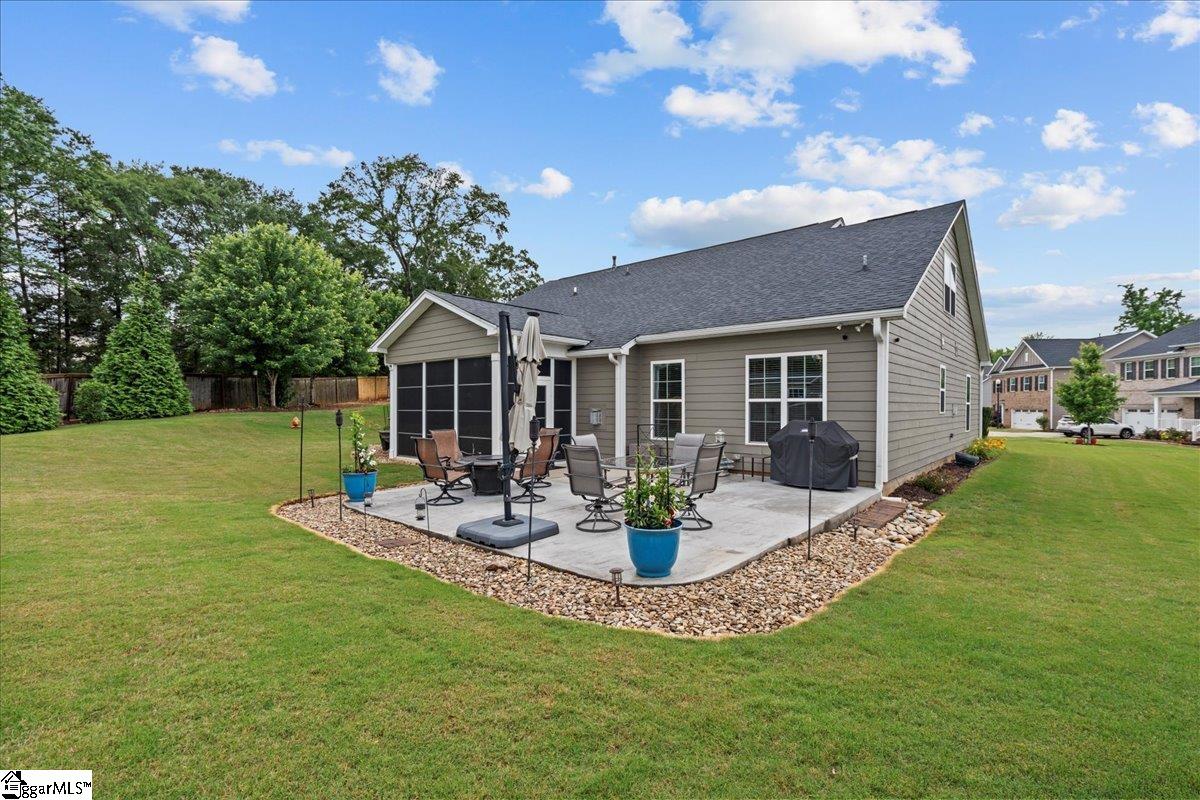 228 Holstein Court
