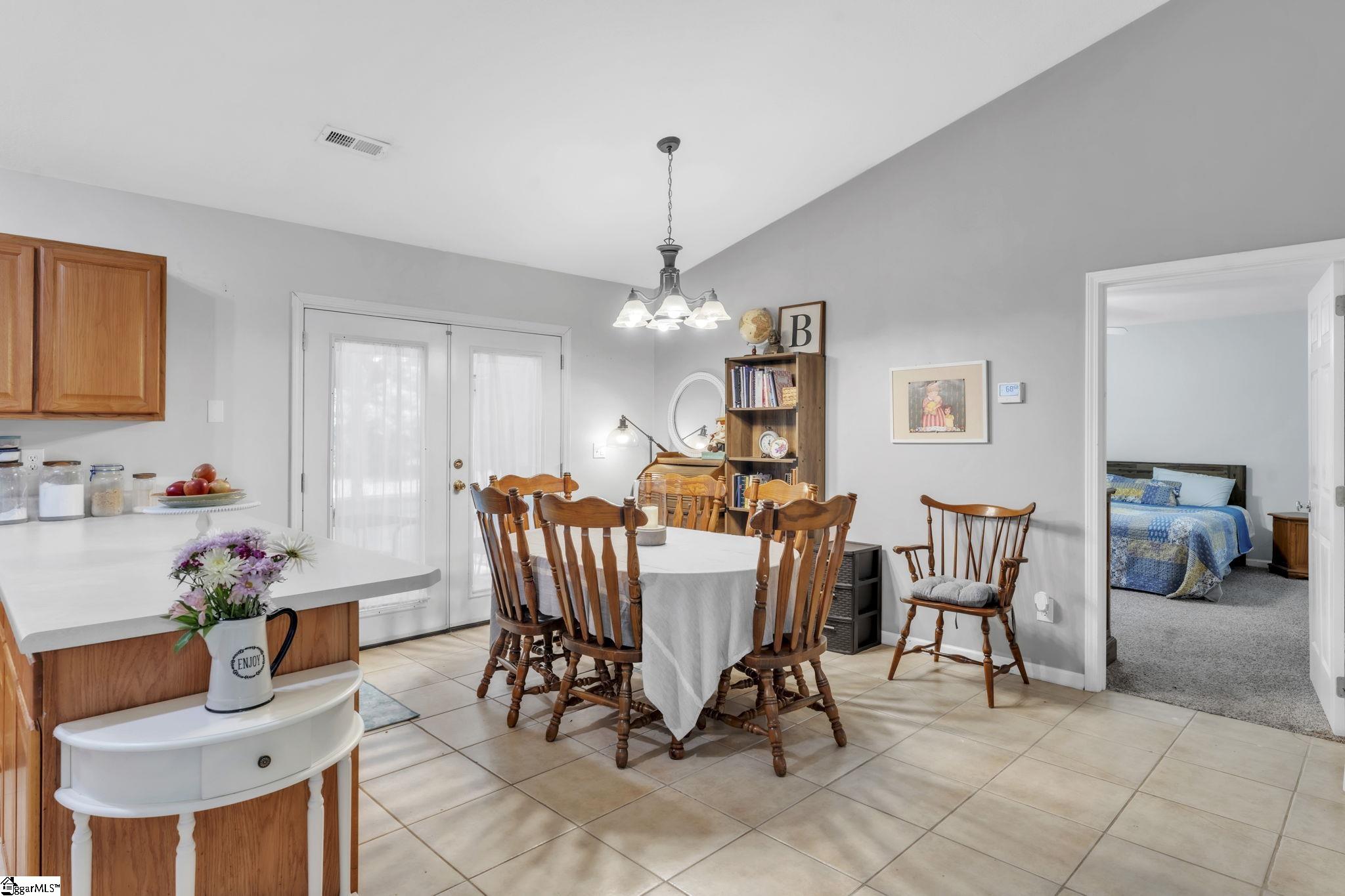 150 Mountain View Circle