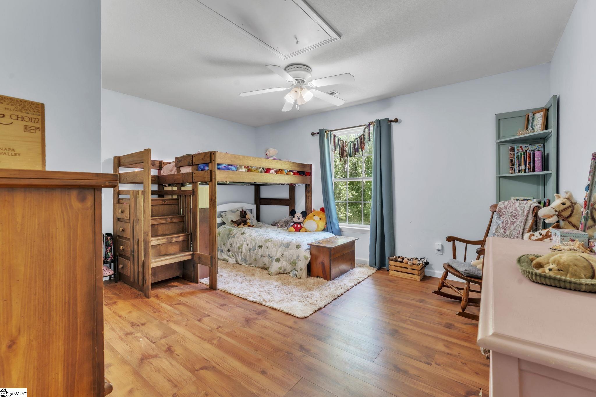 150 Mountain View Circle