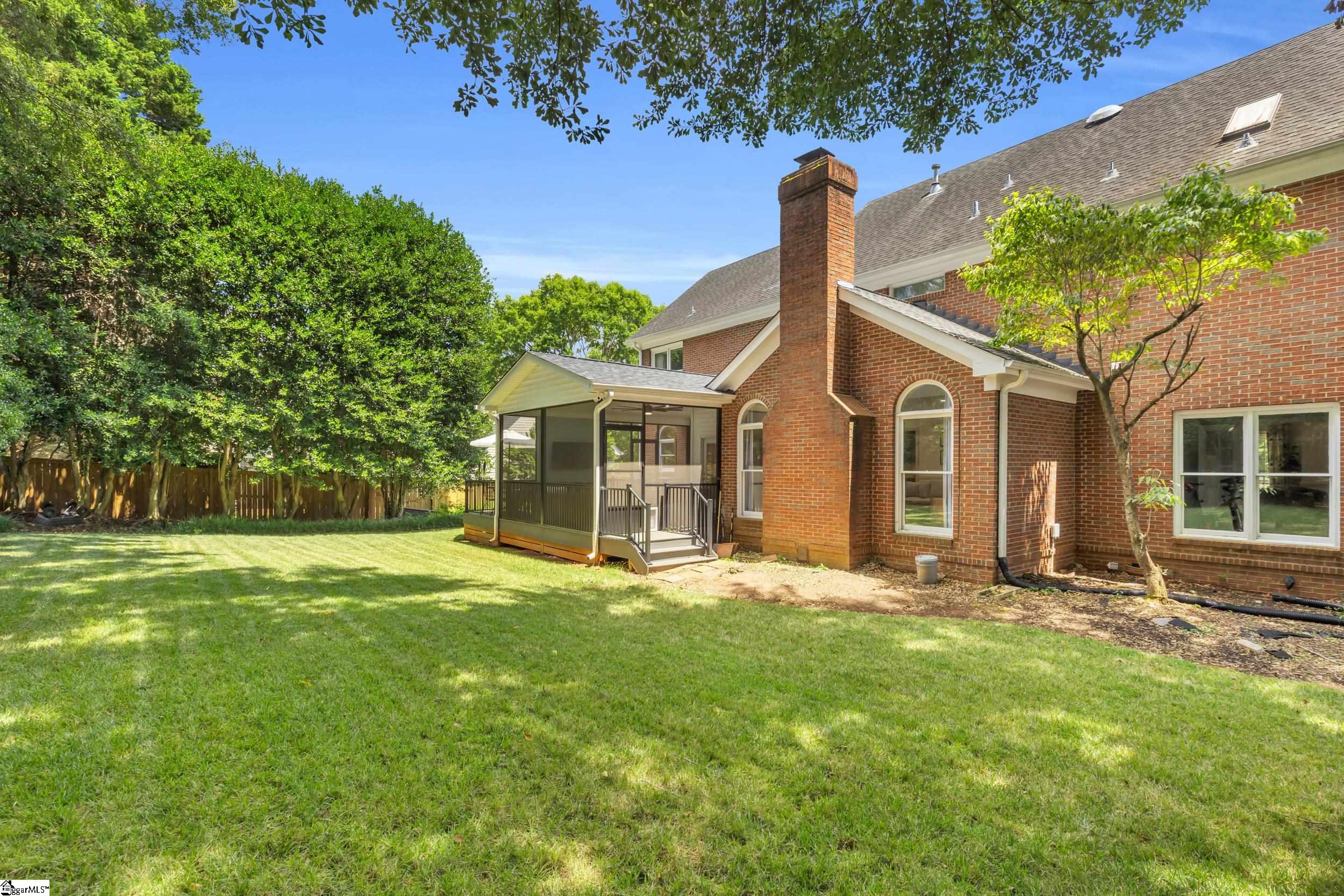 341 Parkside Drive