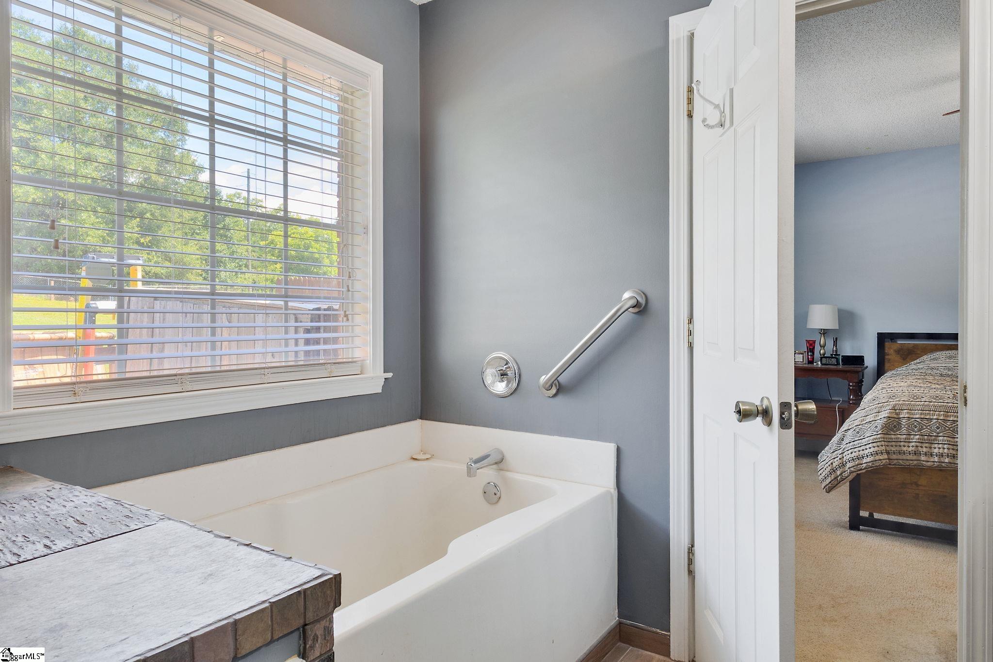 840 Peachtree Road