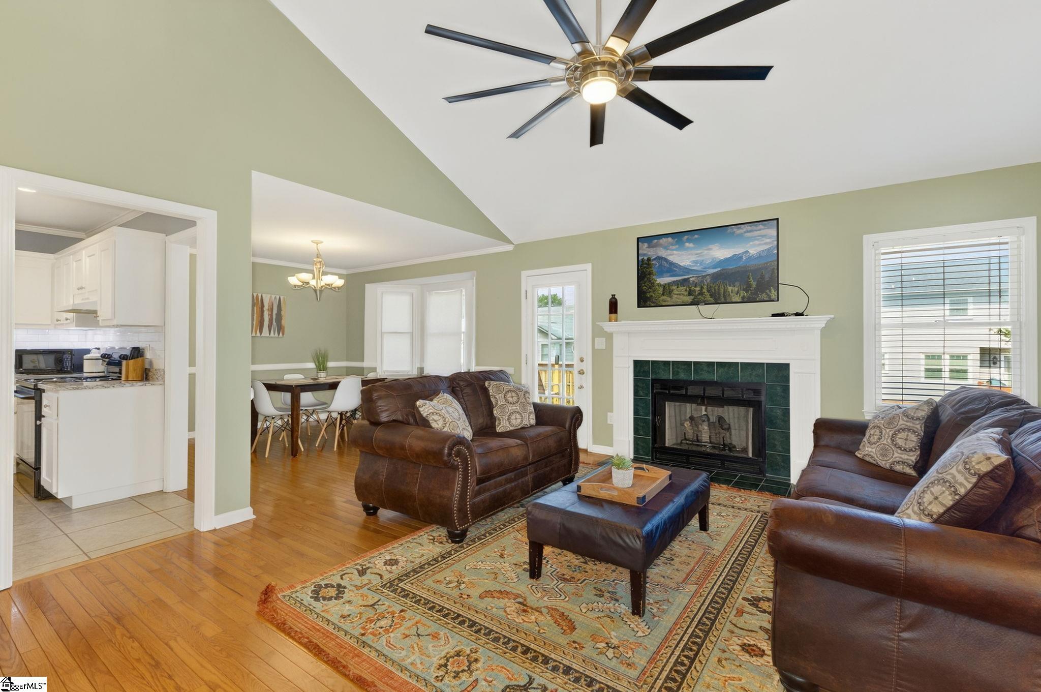12 Fortson Way