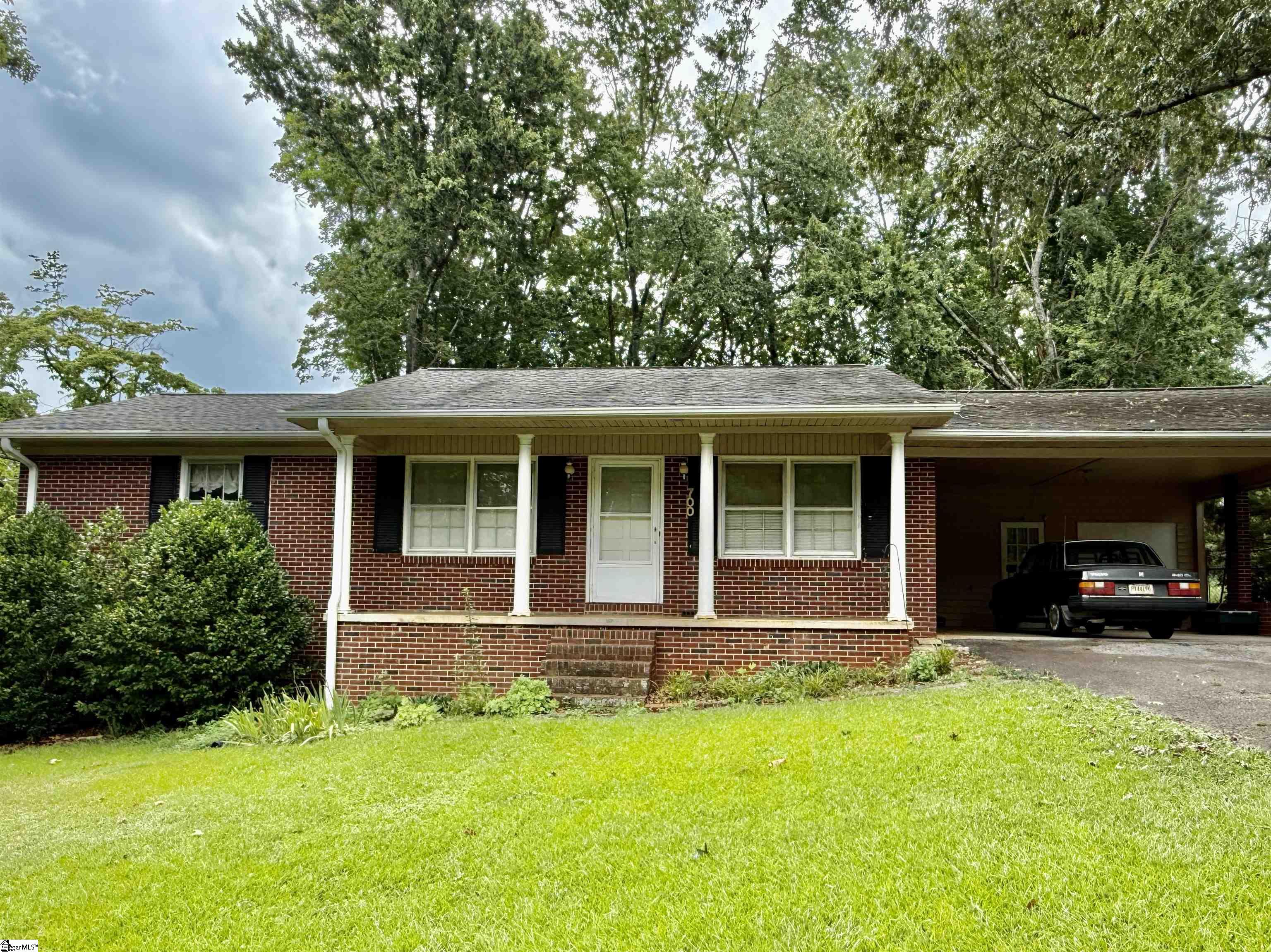 700 Tanglewood Drive