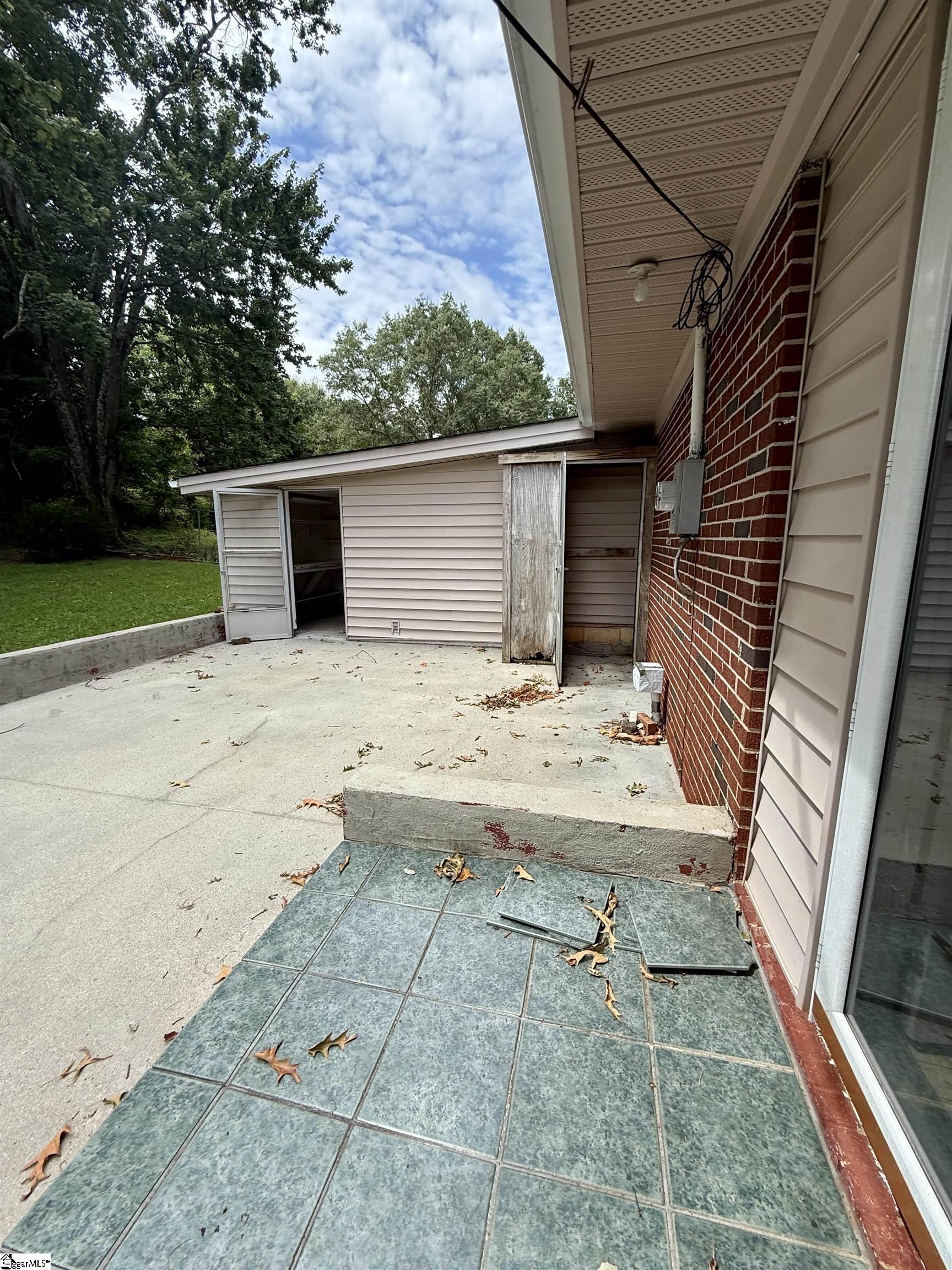 700 Tanglewood Drive