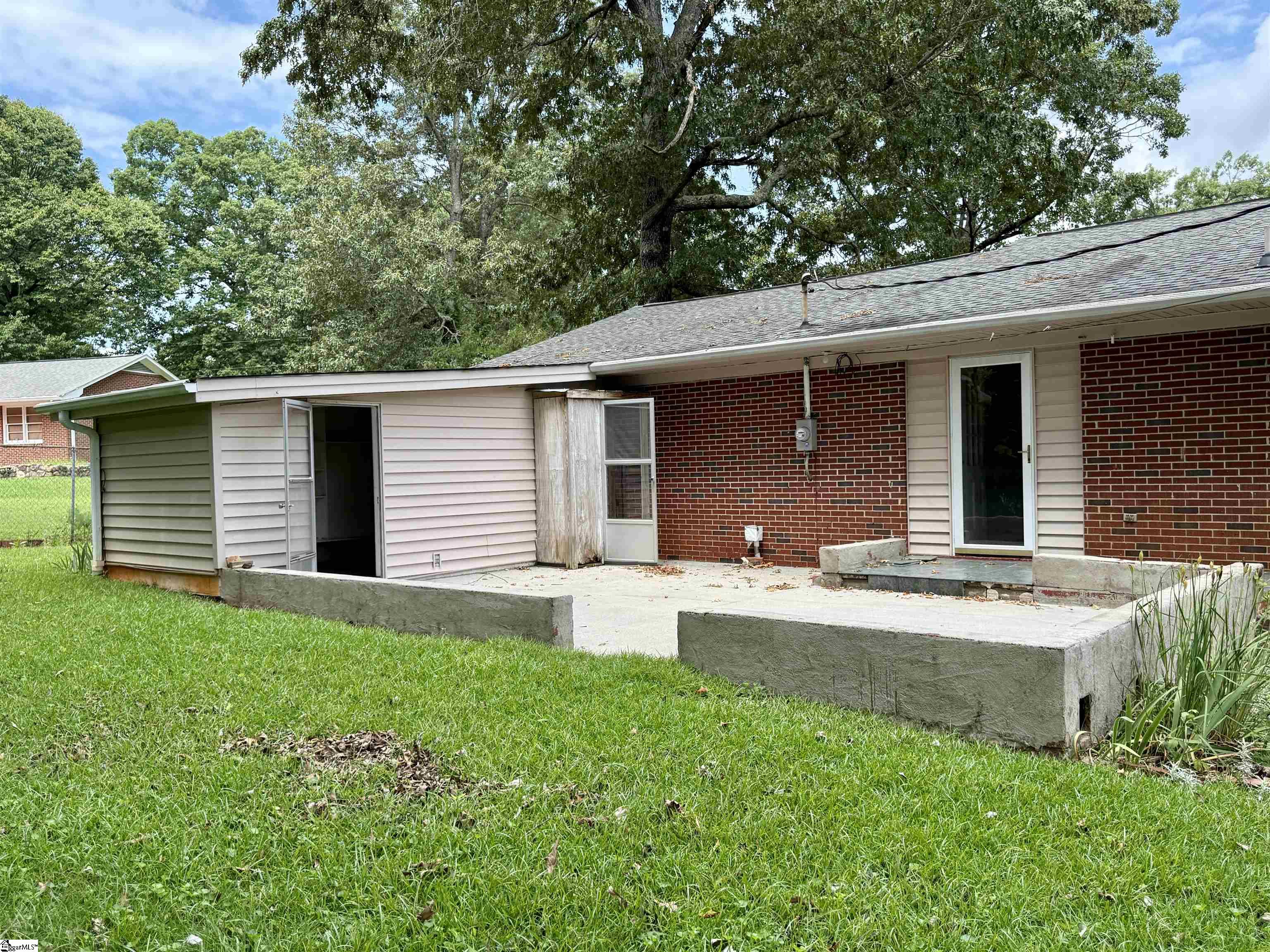 700 Tanglewood Drive