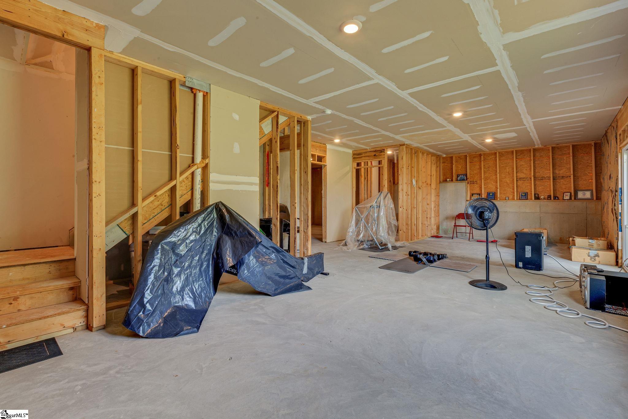 1095 Summerlin Trail
