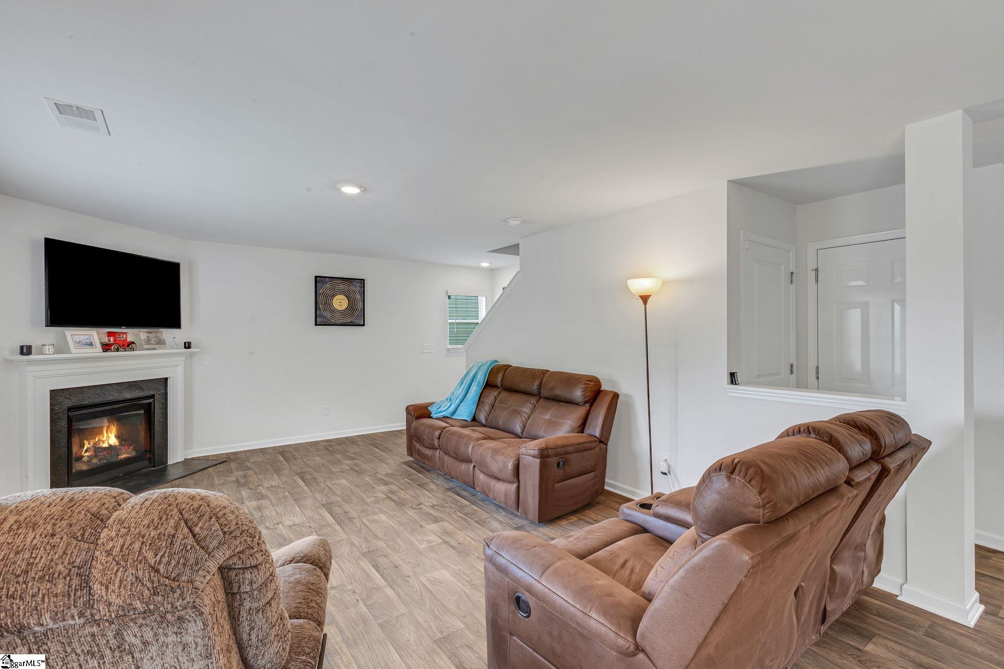 1095 Summerlin Trail