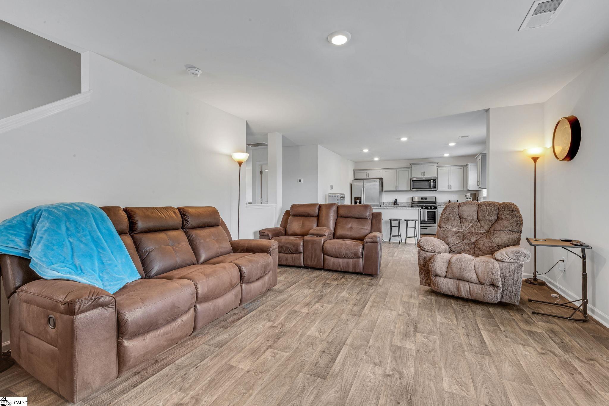 1095 Summerlin Trail