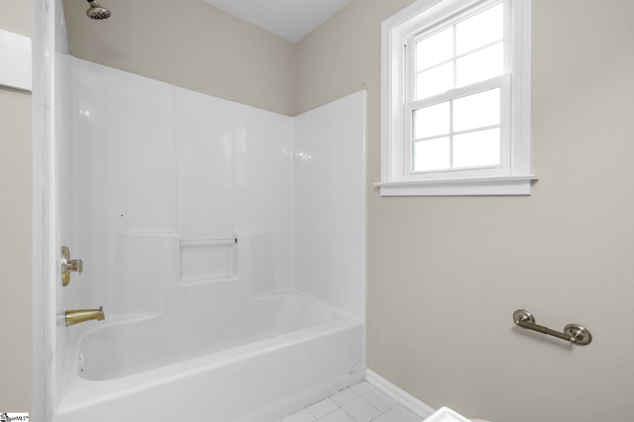 101 Woodruff Lake Way