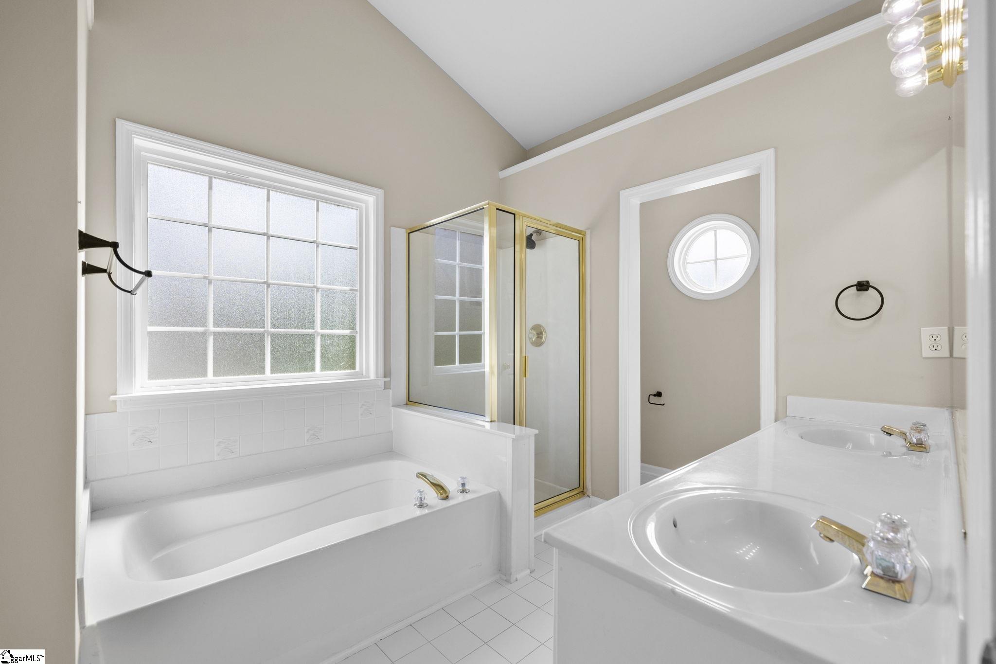 101 Woodruff Lake Way