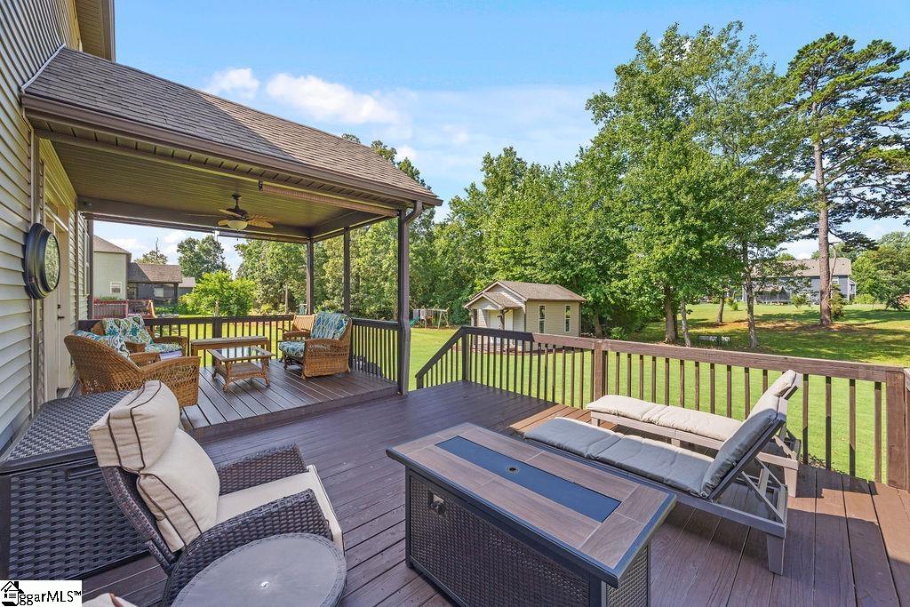 10 Meadowgold Lane