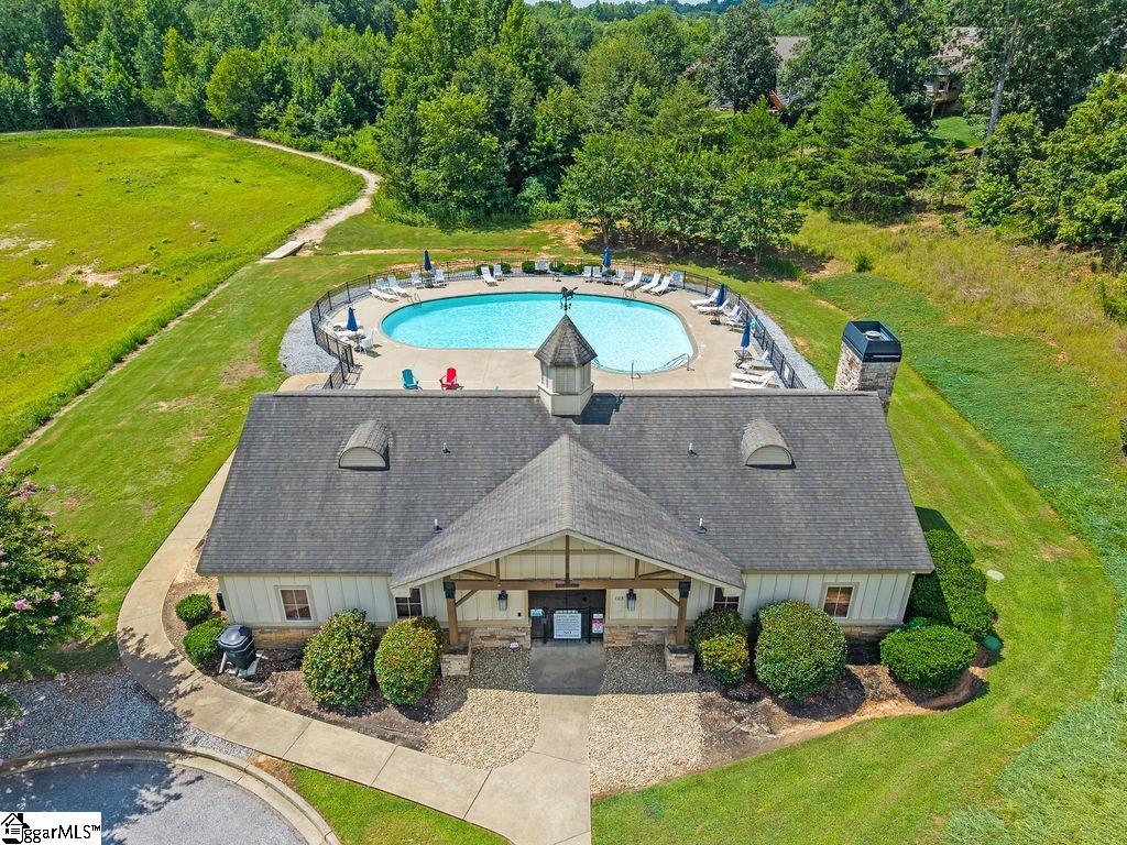 10 Meadowgold Lane