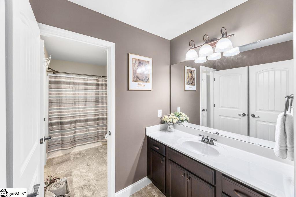 10 Meadowgold Lane