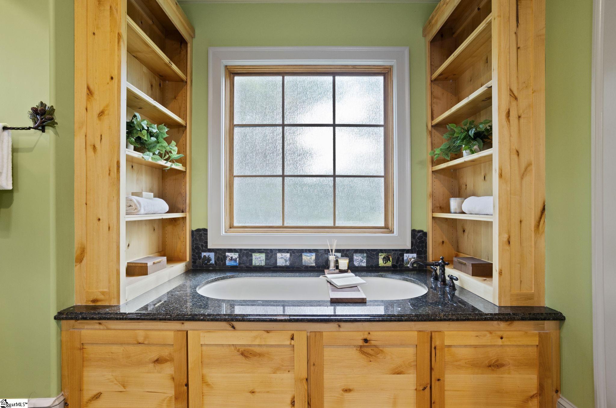 160 Mountain Brook Trail