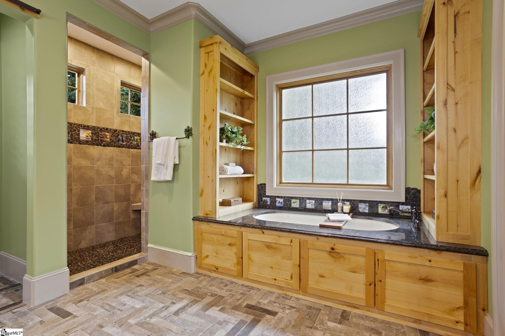 160 Mountain Brook Trail