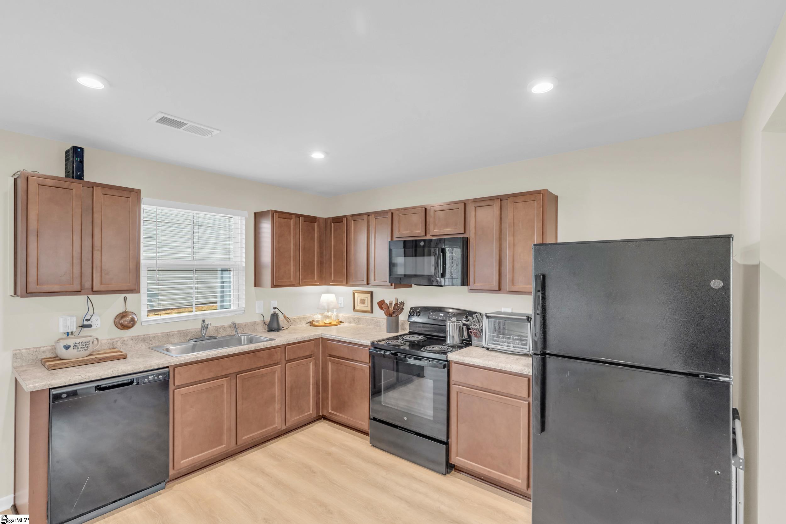 106 Forthside Way