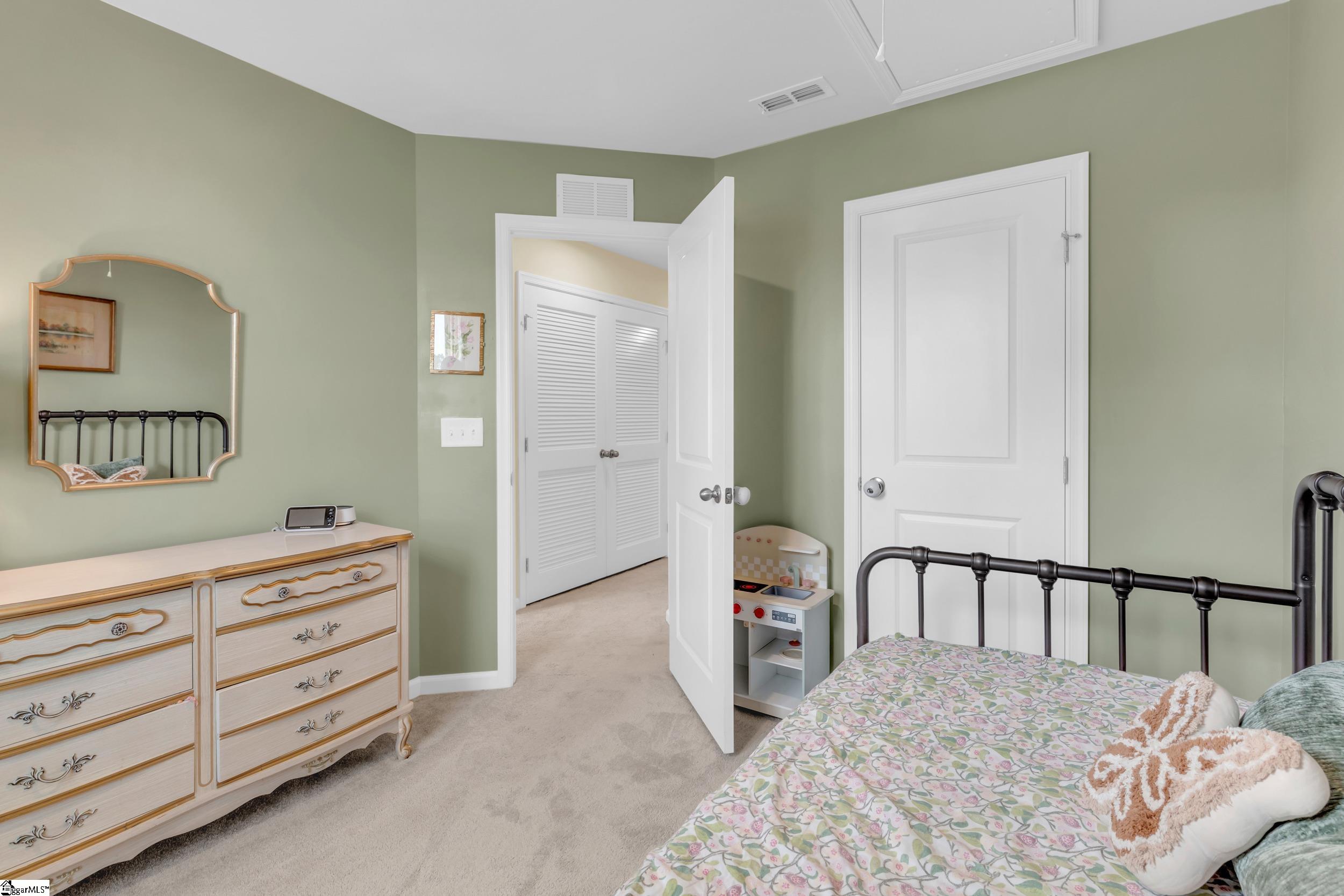 106 Forthside Way